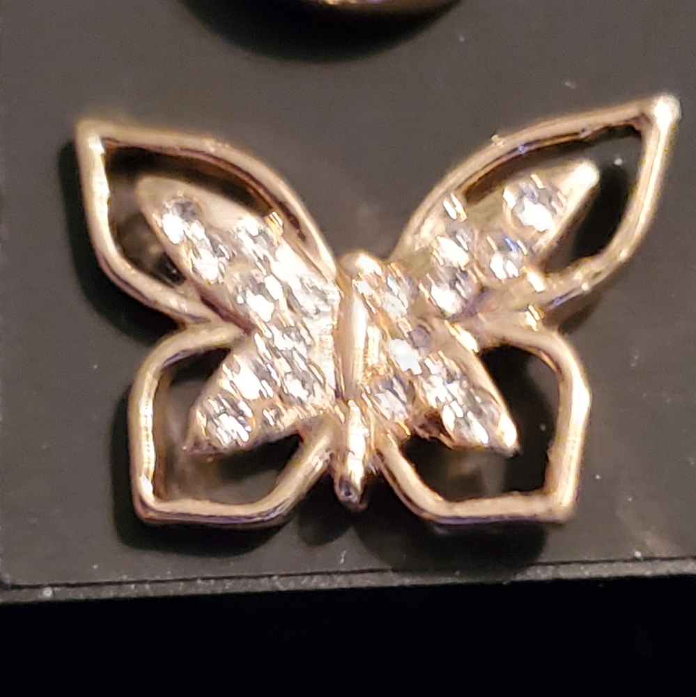 Guess Earrings - Picture 3 of 6